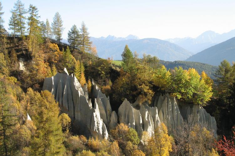 Le piramidi di terra a Terento in autunno