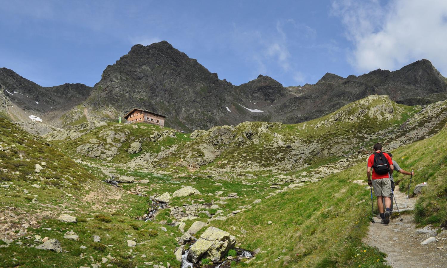 Bergtour zu Tiefrastenhütte und Hochgrubachspitze
