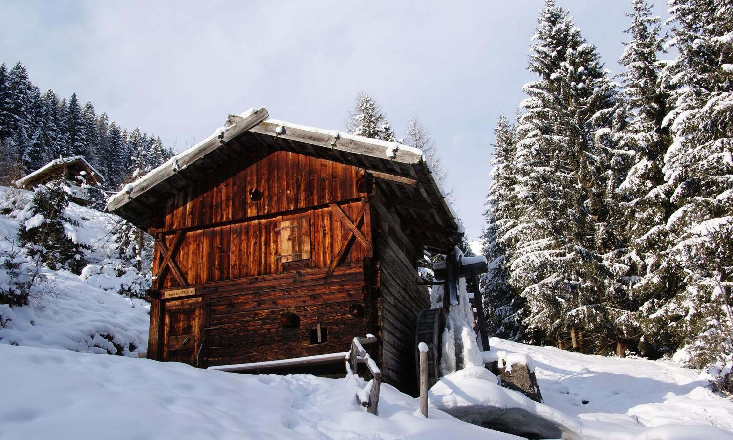 Escursione invernale lungo il sentiero dei mulini - Terento