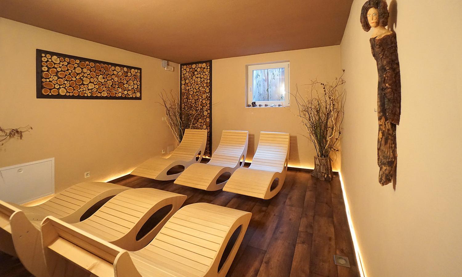 Relaxation room with loungers